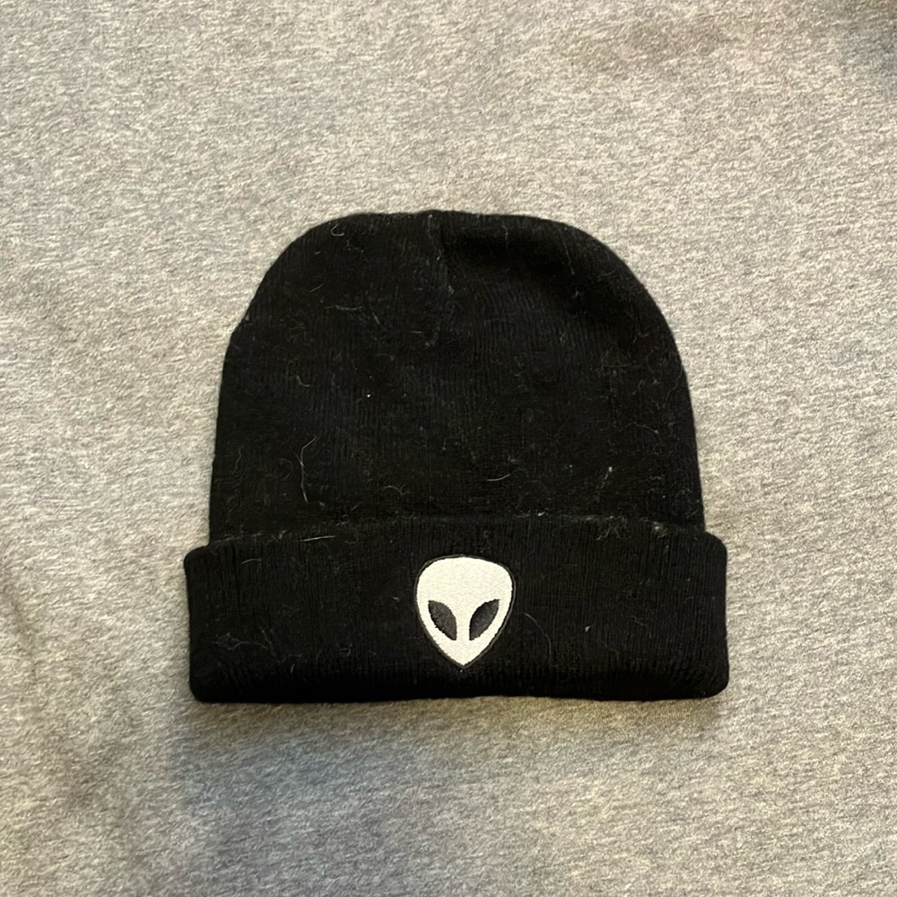 Black alien beanie